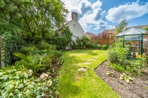 SIDE GARDEN- click for photo gallery